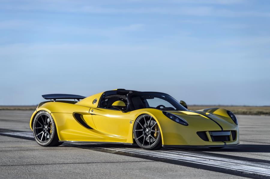  Hennessey Venom GT Spyder 2016 года  (фото 1 из 21)